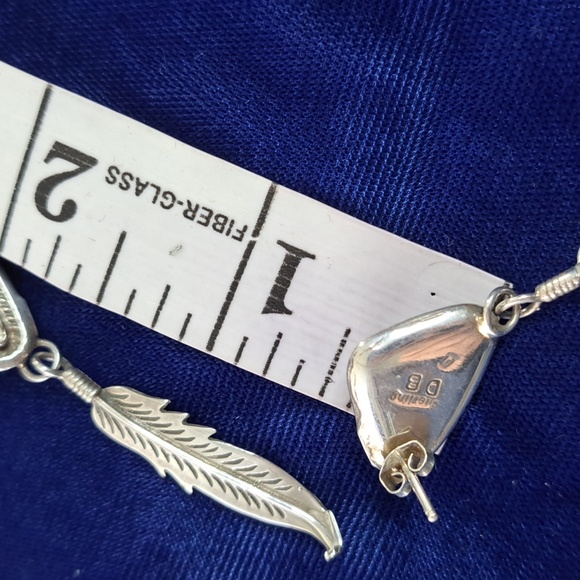 Vintage Native American Mother of Pearl Sterling Silver Feather Earrings - Picture 10 of 13